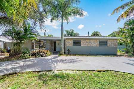 4360 Crestdale Street Palm Beach Gardens, FL 33410