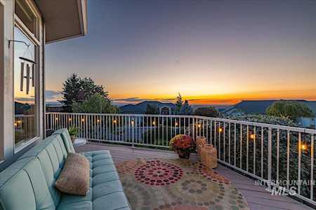 3214 E Boulder Heights Dr Boise, ID 83712