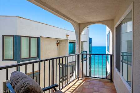 565 Esplanade #214 Redondo Beach, CA 90277