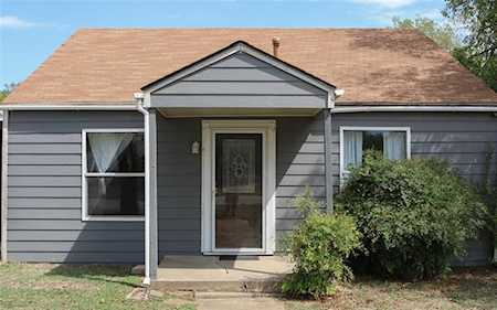 5900 Ridge Lane Sansom Park, TX 76114