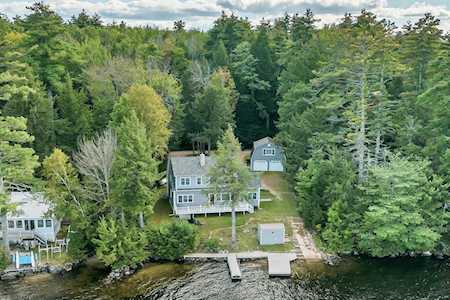 96 Townsend Shore Rd Wolfeboro, NH 03894