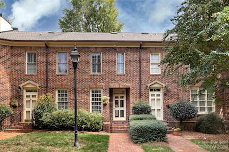 4411 Columbine Ct Charlotte, NC 28226