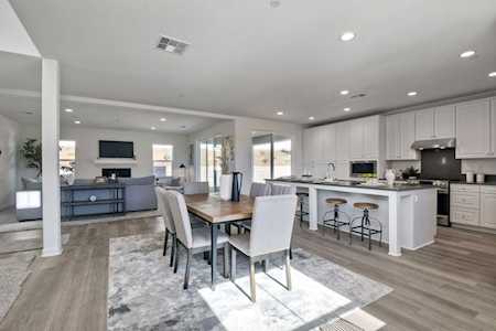 1591 Gracie Glen Escondido, CA 92026