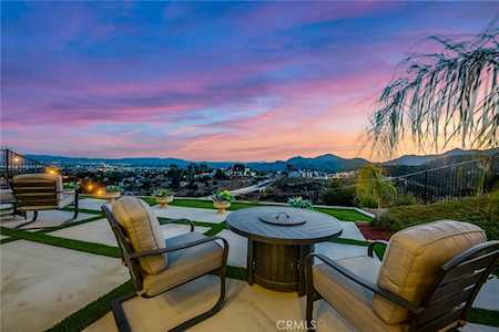 11615 N Deerlake Ranch Rd Chatsworth, CA 91311