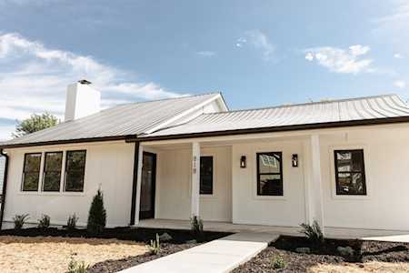 818 W End Cir Franklin, TN 37064