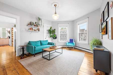 3 Essex St #2 Salem, MA 01970