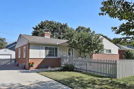 2256 Zollinger Road Upper Arlington, OH 43221