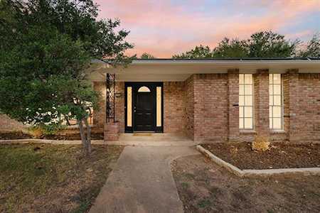 1713 Yarborough Drive Sherman, TX 75092