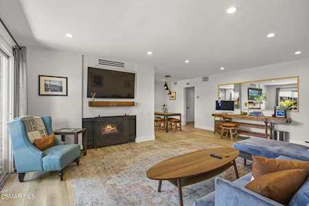 31552 Agoura Rd #5 Westlake Village, CA 91361