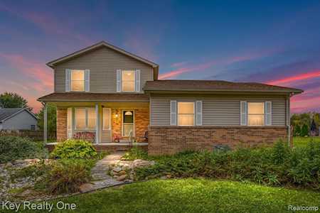 59375 New Haven Rd Lenox Twp, MI 48048