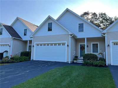59 Southwinds Dr South Kingstown, RI 02879