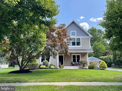 325 Hale St Pennington, NJ 08534