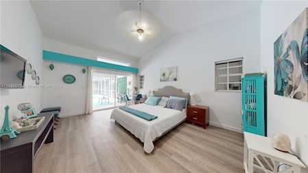 7840 SW 182nd Ter Palmetto Bay, FL 33157