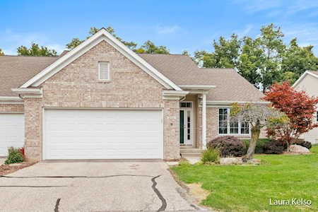 2131 Krislin Dr NE Grand Rapids, MI 49505