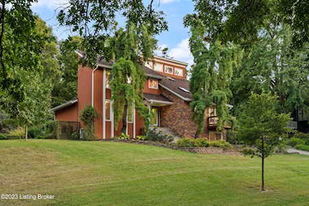 708 Cherokee Woods Rd Louisville, KY 40206