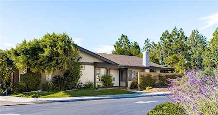 2102 E Wellington Ave Santa Ana, CA 92701