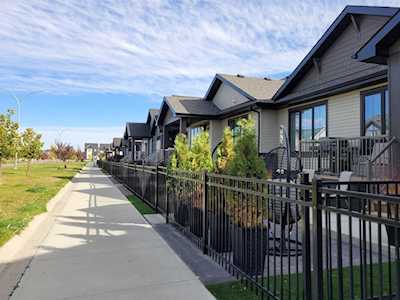 35 Walgrove Park SE Calgary, AB T2X 4N9