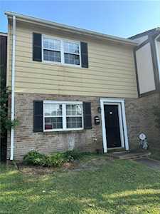 1866 Olde Buckingham Rd Hampton, VA 23669