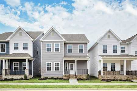 1005 Melbourne St Newport News, VA 23608