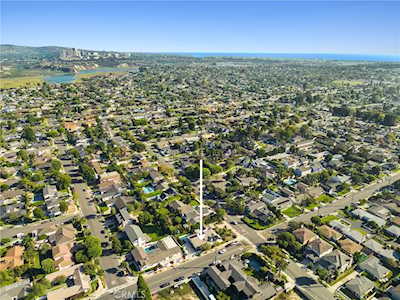 2436 Holiday Rd Newport Beach, CA 92660