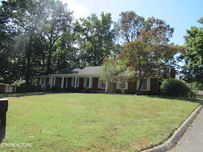 7909 Berkshire Blvd Powell, TN 37849