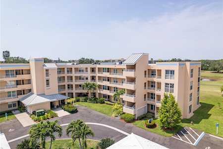 4440 Fairways Blvd #307 Bradenton, FL 34209