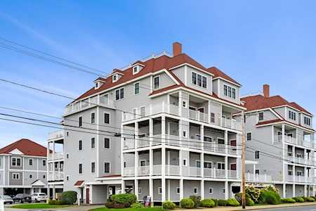 233 Beach Road #A3 Salisbury, MA 01952