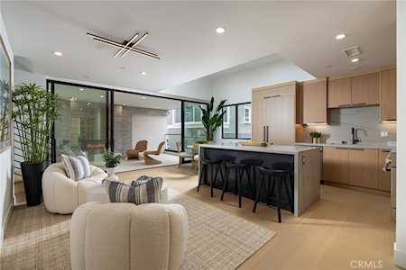 716 .5 Orchid Ave Corona Del Mar, CA 92625