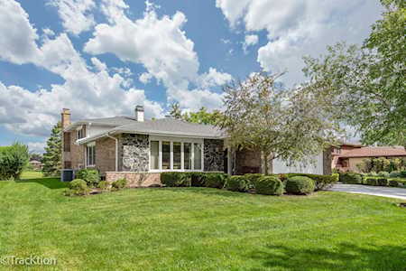 2960 Spring Green Dr Darien, IL 60561