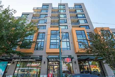 238 W Broadway #209 Vancouver, BC V5Y 0L2
