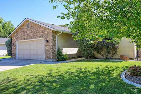 3922 S Stonegate Avenue Boise, ID 83706