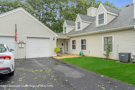 14 Sutton Dr #203 Brick, NJ 08724
