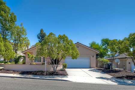 1748 Dancer Place Escondido, CA 92026