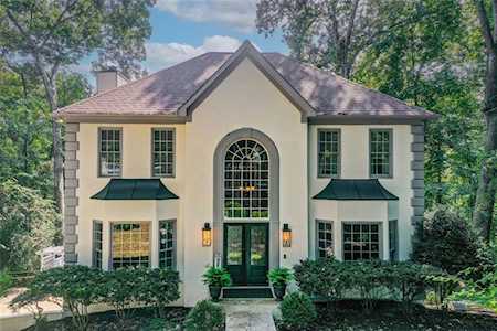 804 Phoenix Court Woodstock, GA 30188