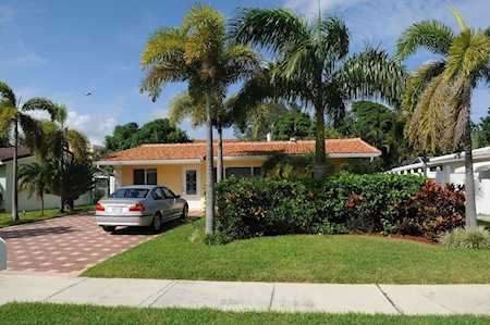 319 SW 2nd St Boca Raton, FL 33432