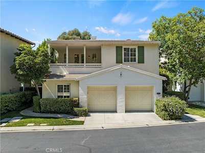 26835 Pinehurst Dr Valencia, CA 91355