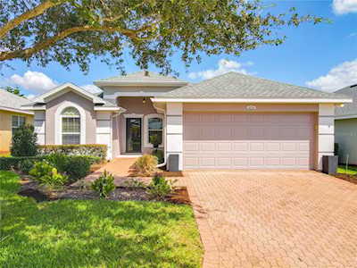 4126 Bedford Ave Winter Haven, FL 33884