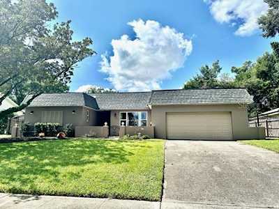 320 Barclay Ave Altamonte Springs, FL 32701