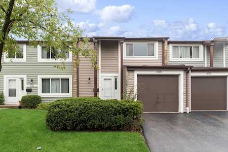 688 Cedarwood Ct #688 Wheeling, IL 60090