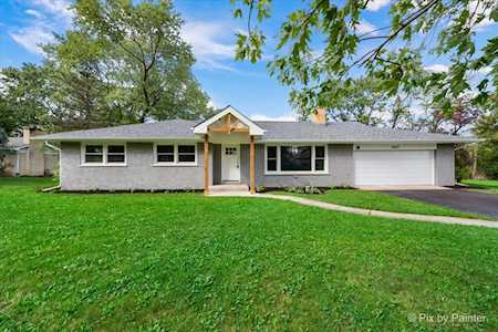 4040 Timberlane Dr Northbrook, IL 60062