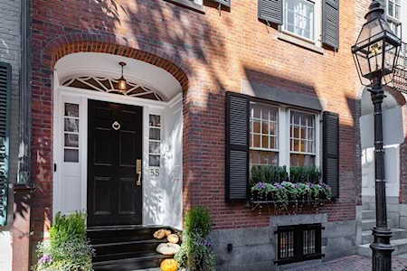 55 Pinckney St Boston, MA 02114