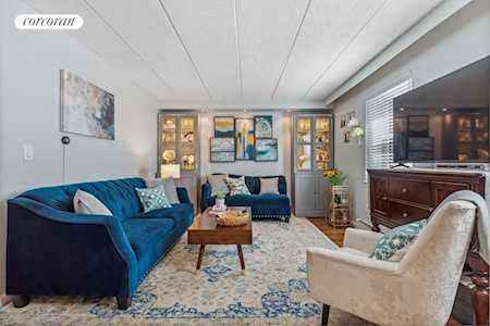 297 W 137th St #B New York, NY 10030