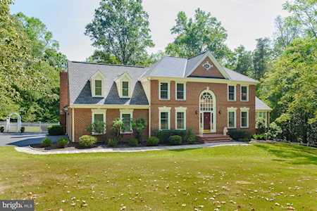 10924 Hampton Rd Fairfax Station, VA 22039