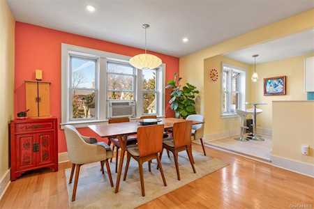 294 Bronxville Rd #5H Bronxville, NY 10708
