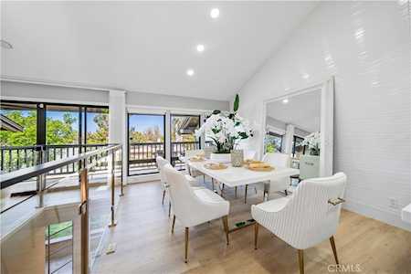 25 Palos Irvine, CA 92612