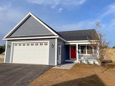 21 Huckleberry Ave #75 Epping, NH 03042