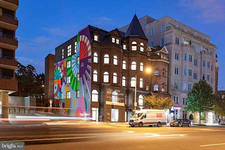 2525 Pennsylvania Ave NW #203 Washington, DC 20037