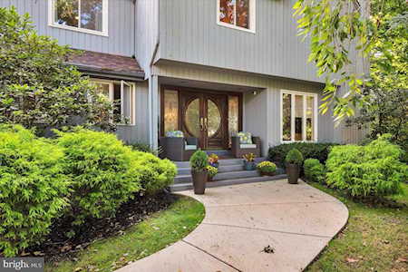 6 Nolen Circle Voorhees, NJ 08043
