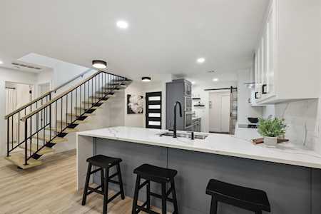 8246 Summer Side DR #170 Austin, TX 78759