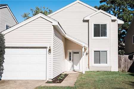 920 Sanderlin Ln Virginia Beach, VA 23464